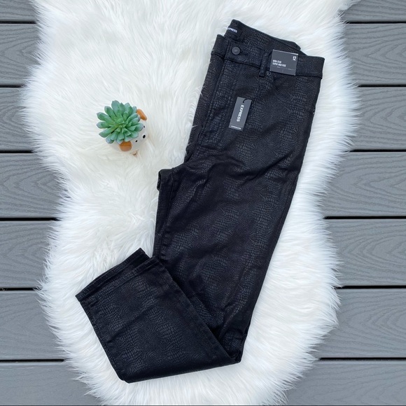 Express Black Snake Pattern Mom Jeans
